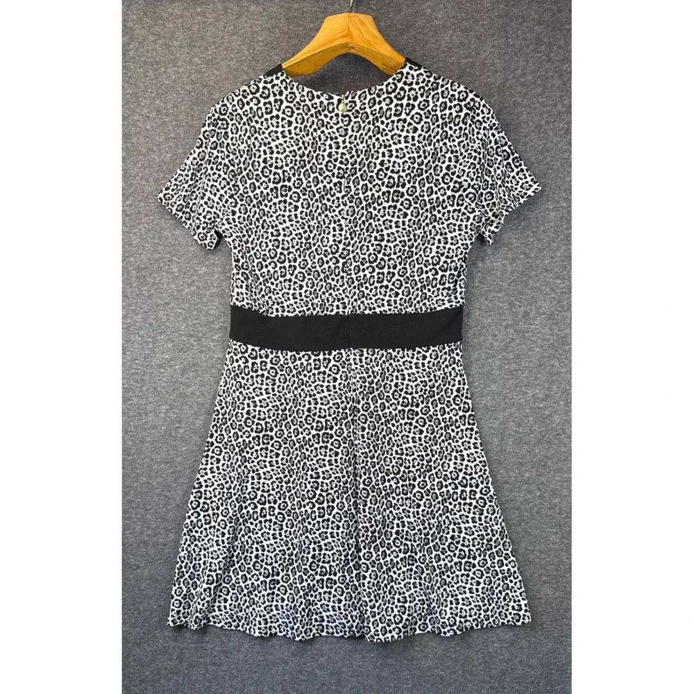 Michael Kors Leopard‎ Print Fit & Flare Dress V-Neck Size M Night Out Cocktails